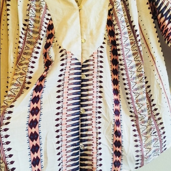 NWT Embroidered Top Oversized Long Sleeves Blouse - Picture 4 of 8